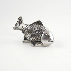 Ryba porcelán stříbrná 13,5cm