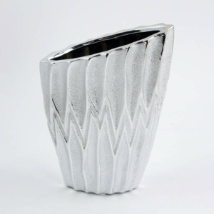 Váza ovál zkosená dekor křivky keramika stříbrná 17x23cm