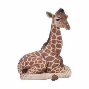 Žirafa mládě sedící polyresin 18cm